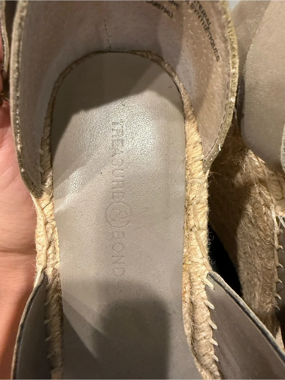 N/A comfortable wedge